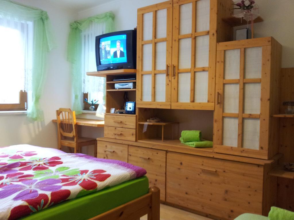 Ferienwohnung Anna Zechner フラタッハ エクステリア 写真