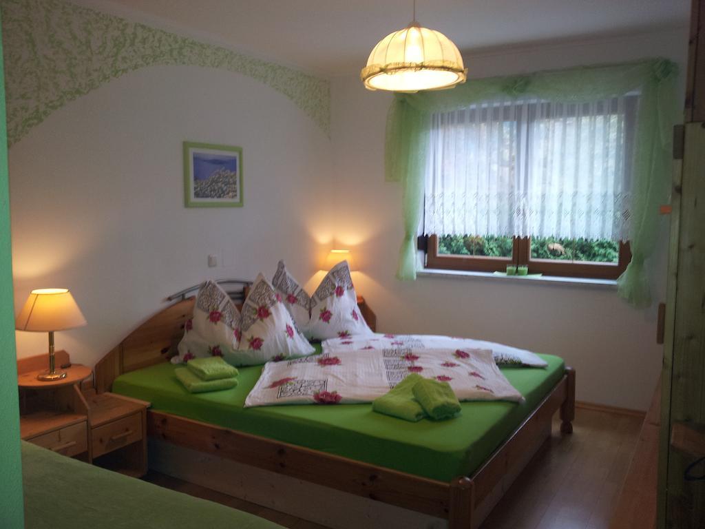 Ferienwohnung Anna Zechner フラタッハ 部屋 写真