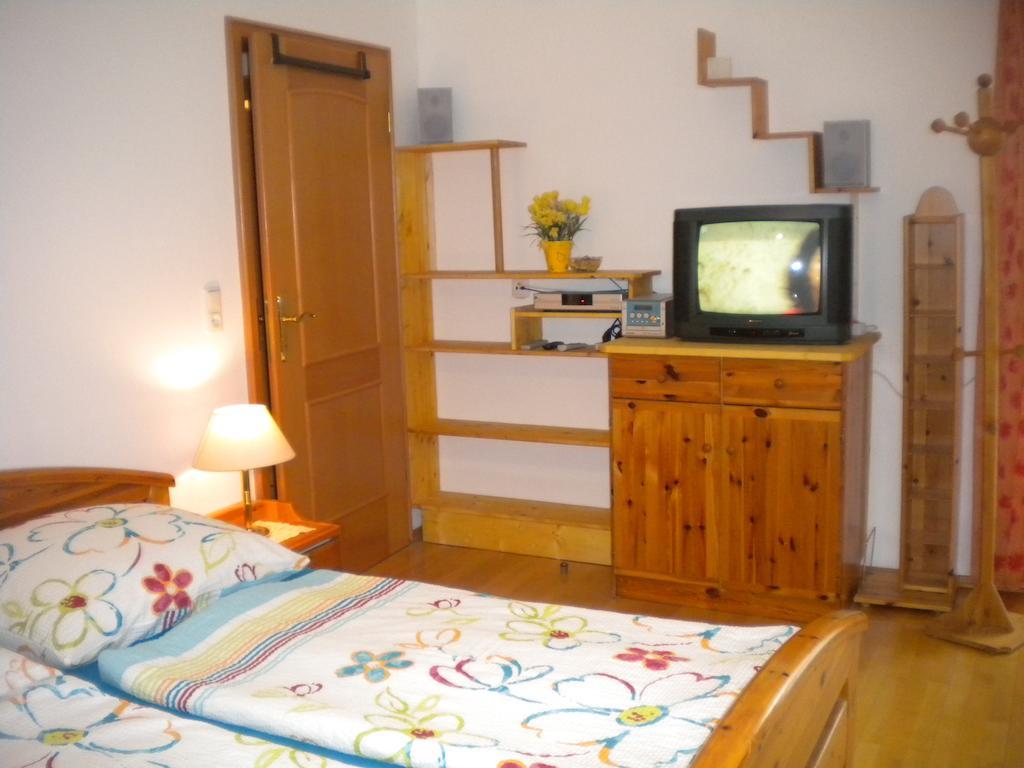 Ferienwohnung Anna Zechner フラタッハ 部屋 写真