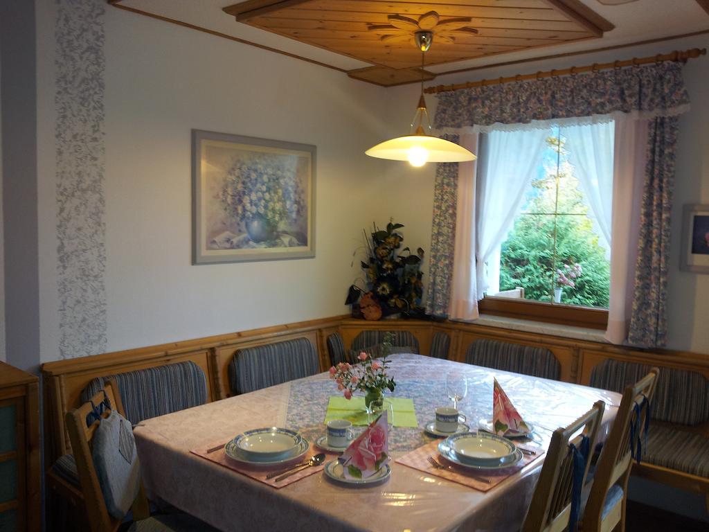 Ferienwohnung Anna Zechner フラタッハ 部屋 写真